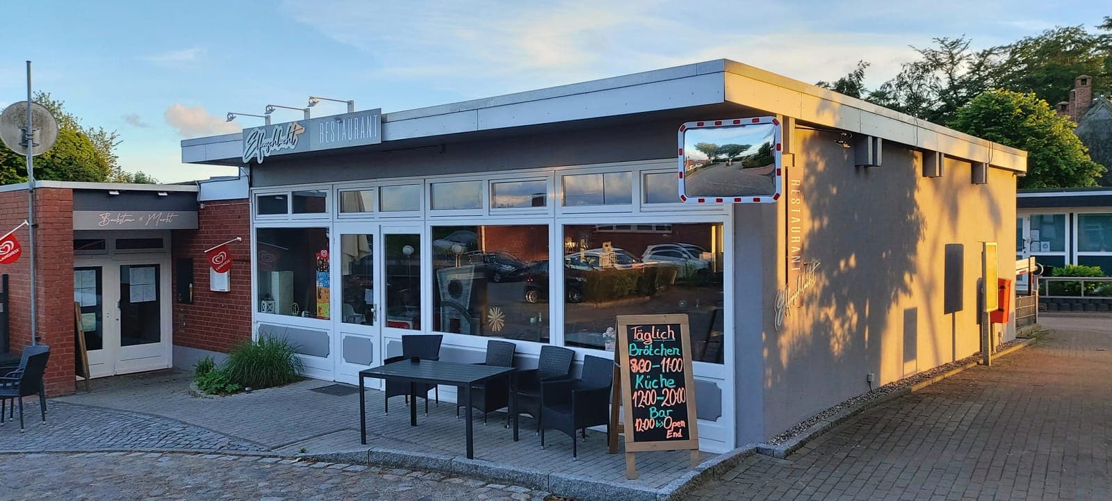 Mini-market